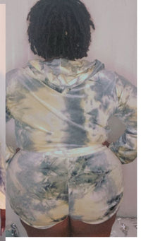 Let's get busy plus size short set